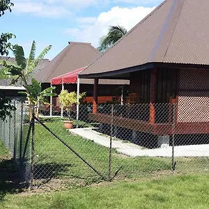 Raiatea Airport Bungalow Uturoa